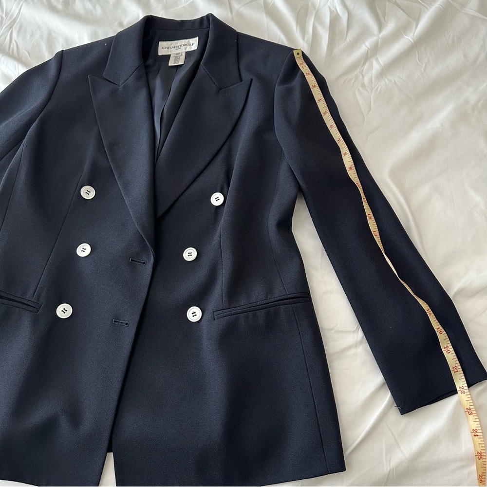 Dark blue jacket - Picture 5 of 7